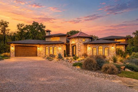 505 Shady Branch Court, Riesel