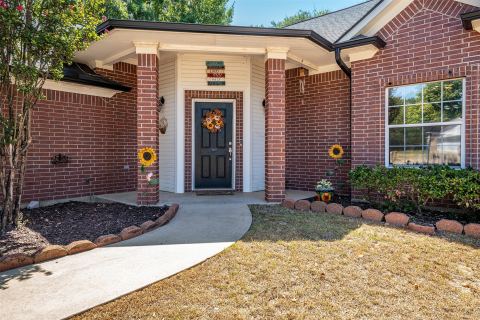 405 Husky Drive, Lindale, TX 75771 — photo 2