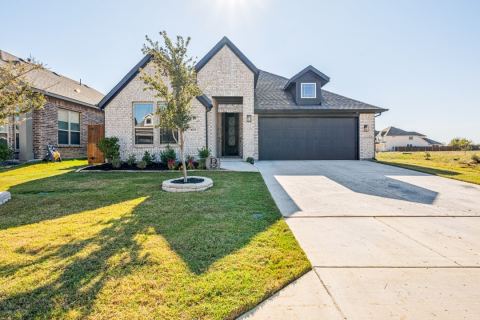 1029 River Oaks Drive