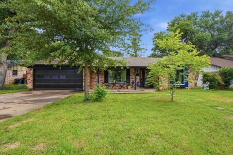 6801 Yolanda Drive, Fort Worth