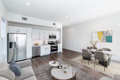 617 N Tyler Street 303, Dallas