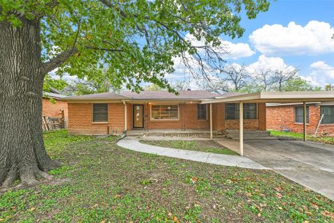 532 June Drive, White Settlement