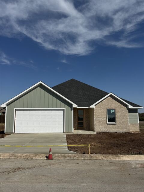 424 Cirrus Circle, Muenster