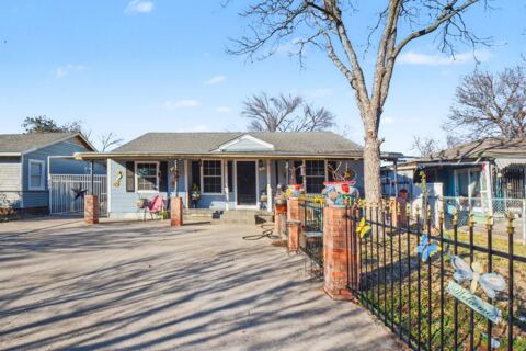 1615 Barlow Avenue, Dallas