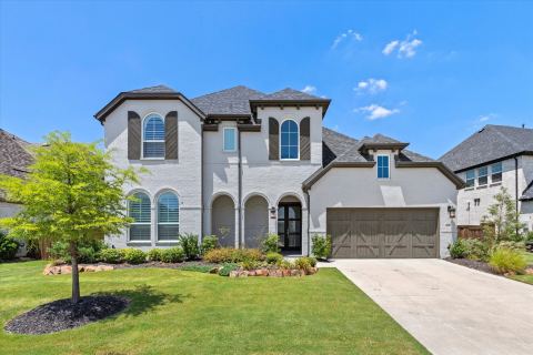 2260 Rainforest Drive