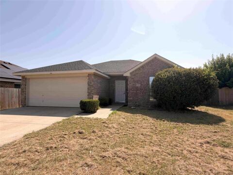 9325 Rhoni Court, Fort Worth