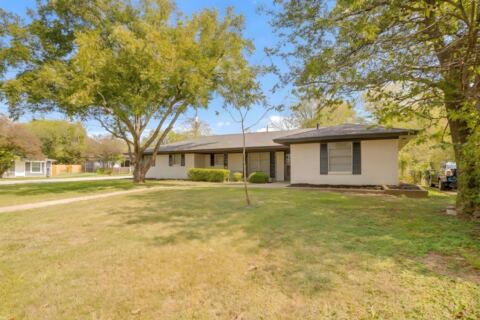 412 N Cummings Drive, Alvarado, TX 76009 — photo 2