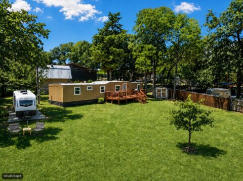 265 Robin Hood Road, Gordonville