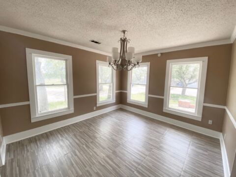 106 W Decatur Street, Ennis, TX 75119 — photo 2