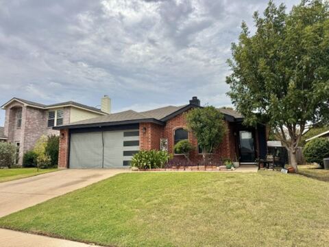 5213 Prestwick Drive, Fort Worth