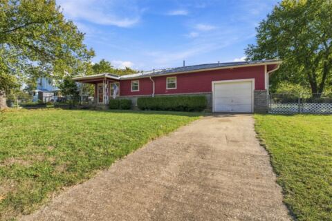 607 W Water Street, Weatherford, TX 76086 — photo 2