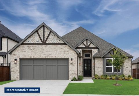 712 S Hidden Lakes Drive, DeSoto