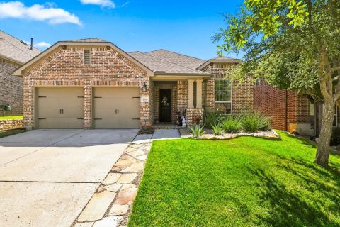 1516 Presley Way