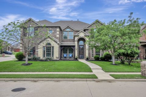 6001 Lacebark Elm Drive, Fort Worth