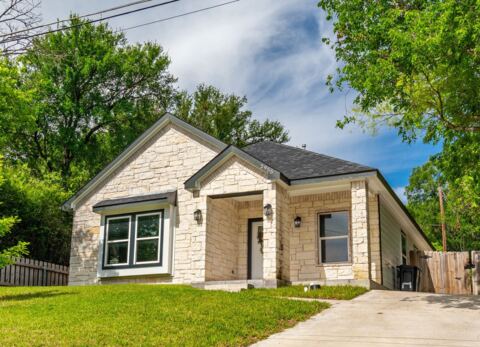 2955 Pearl Avenue, Fort Worth