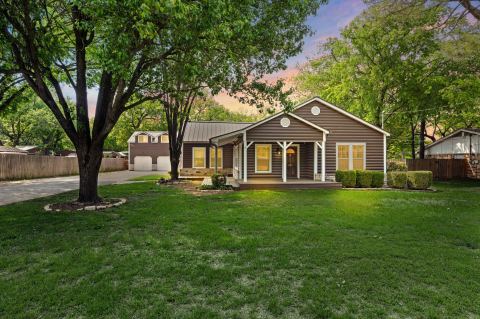 6212 Westcoat Drive, Colleyville