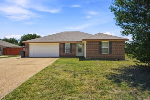4300 Larry Don Lane, Waco