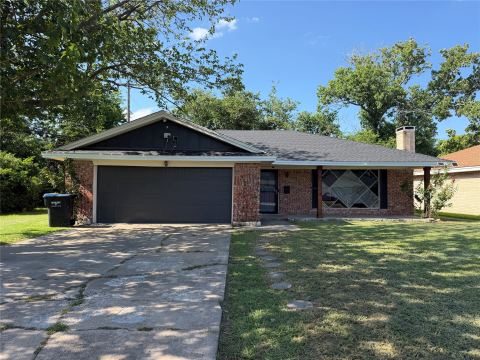 2406 W Broadview Street, Greenville