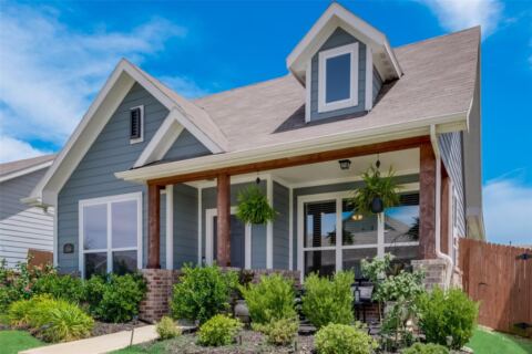 1996 Sunnybrook Drive, Heartland
