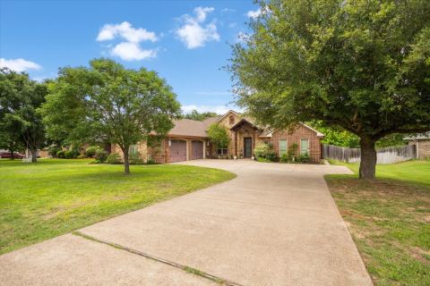 249 Heritage Court, Lindale, TX 75771 — photo 2