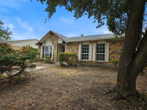 5717 Terry Street, The Colony