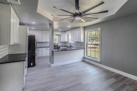 768 Elmwood Drive, Woodway, TX 76712 — photo 3