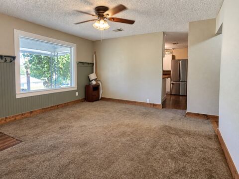 636 E Columbia Drive, Azle, TX 76020 — photo 3