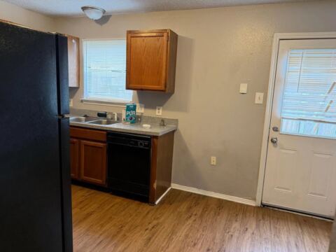 5901 Shadydell Drive, Fort Worth, TX 76135 — photo 3