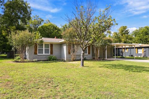 1110 Wade Hampton Street, Benbrook, TX 76126 — photo 3