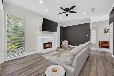 622 Crowley Road, Arlington, TX 76012 — photo 2