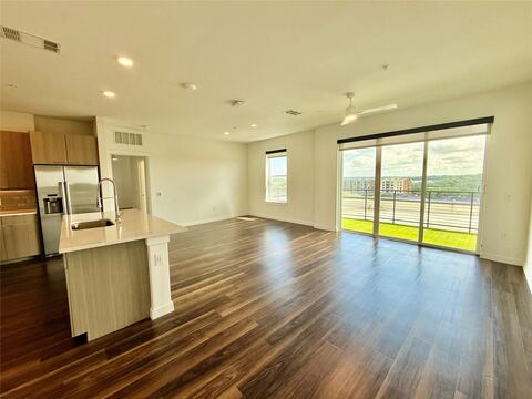 7450 Coronado Avenue 504, Dallas