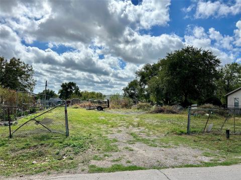 8407 Honeysuckle Lane, Dallas, TX 75241 — photo 3