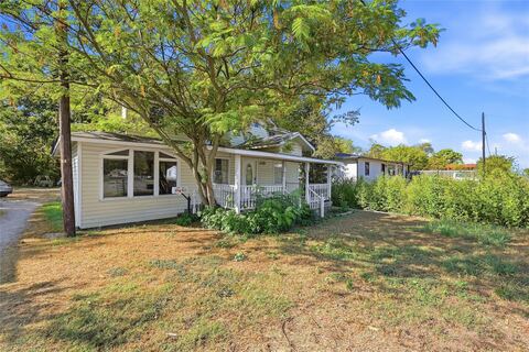 207 E Fm 120, Pottsboro, TX 75076 — photo 3