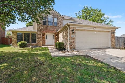 5400 Crater Lake Drive, Fort Worth