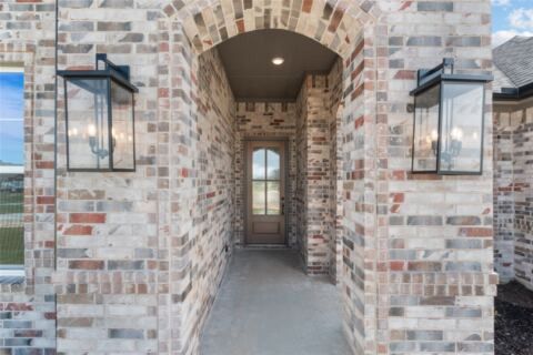 108 Emma Court, Decatur, TX 76234 — photo 2