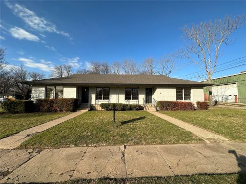 315 W Main Street, Midlothian