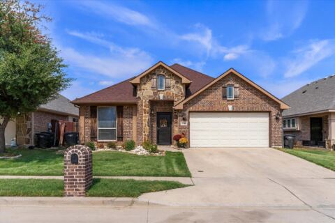 4336 Sweet Clover Lane, Fort Worth
