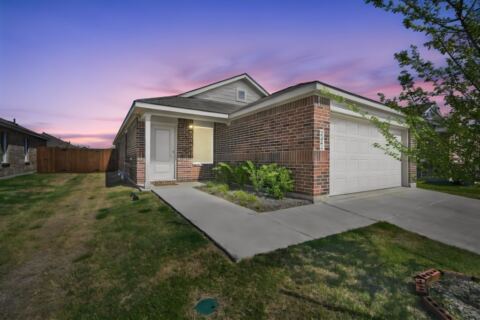 2052 Shady Oaks Drive, Ennis, TX 75119 — photo 3