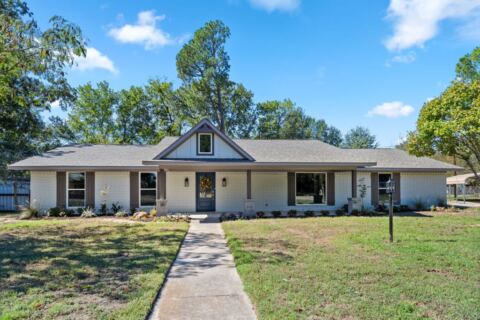 500 Gail Drive, Sulphur Springs