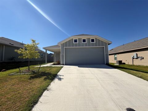 11719 Bone Spring Drive, Rhome, TX 76078 — photo 2
