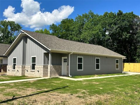 825 Edgar Street, Greenville