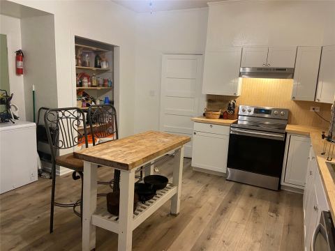 300 N Church Street, Decatur, TX 76234 — photo 2