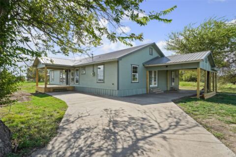 5845 Farm Road 71 W, Sulphur Springs
