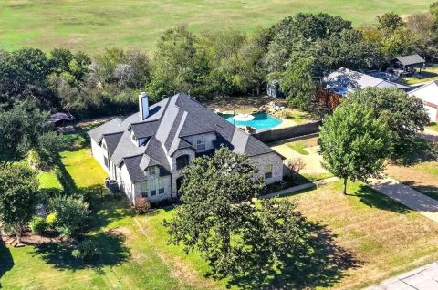 106 Mustang Trail, Shady Shores