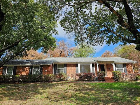 6517 Happy Lane, Dallas