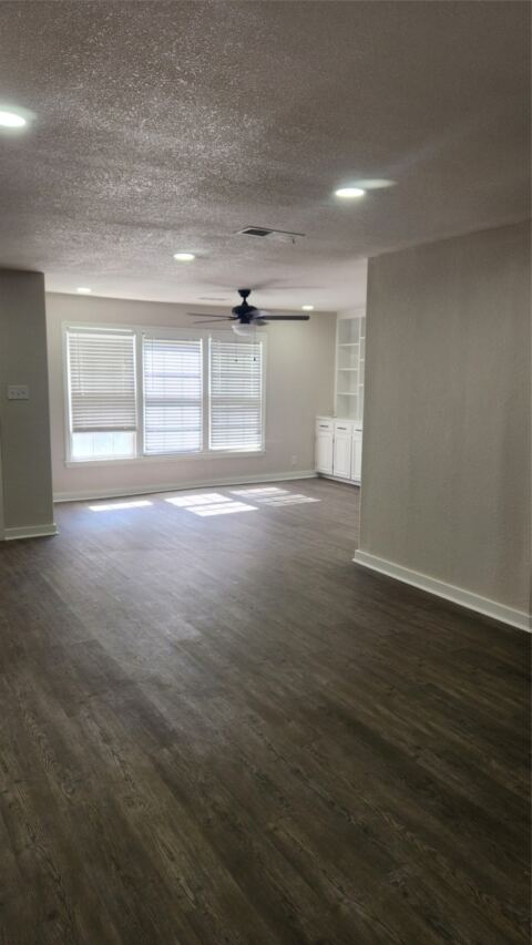 608 W Baldridge Street, Ennis, TX 75119 — photo 2