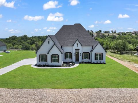 316 Tiara Trail, Fort Worth