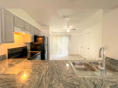1032 Mckinley Street B, Benbrook, TX 76126 — photo 3
