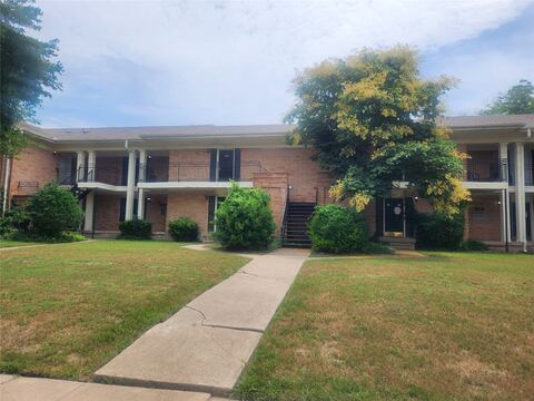 5063 Ridglea Lane 1006, Fort Worth