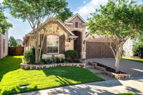 604 Satinwood Lane, Euless, TX 76039 — photo 2